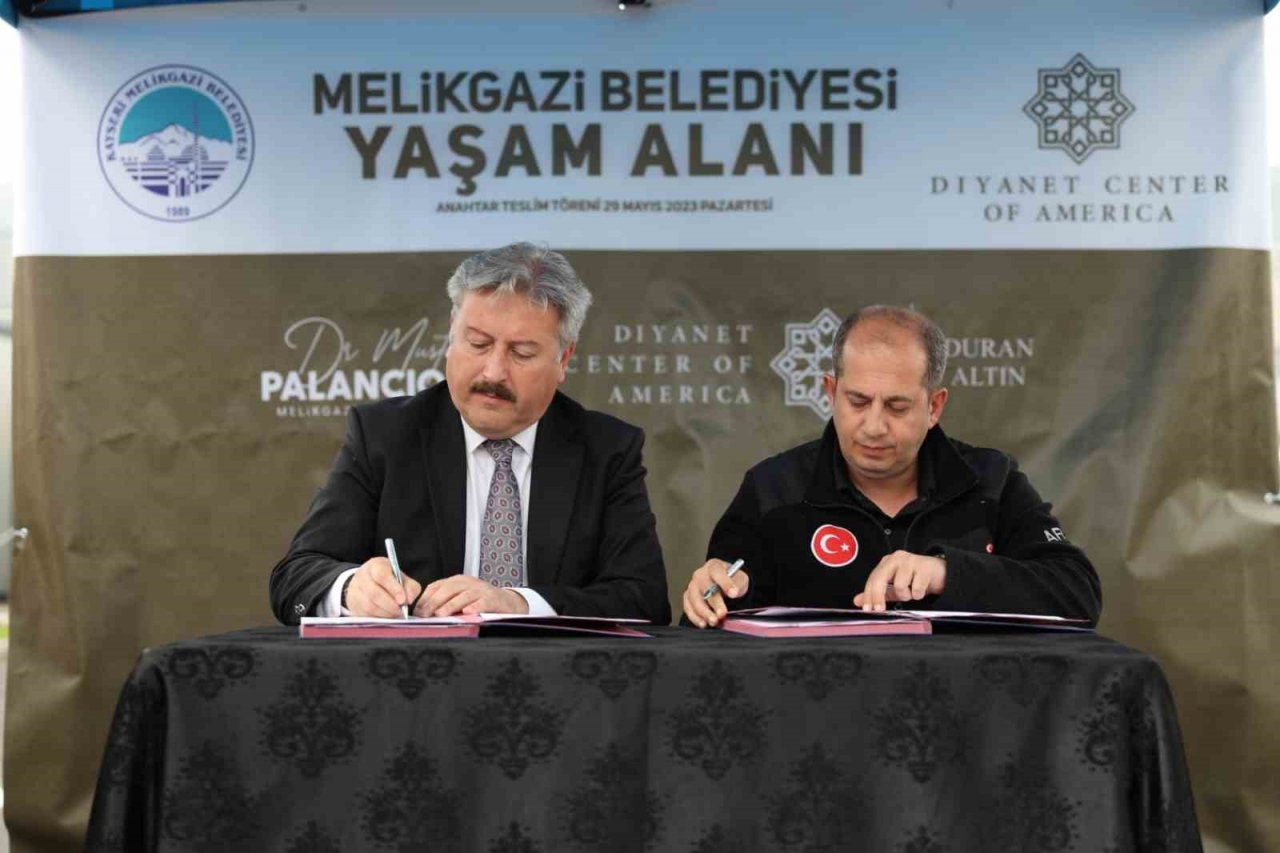 Melikgazi depremzedeler için umut olmaya devam ediyor