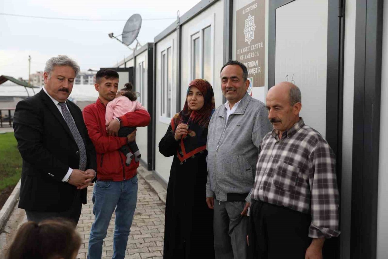 Melikgazi depremzedeler için umut olmaya devam ediyor