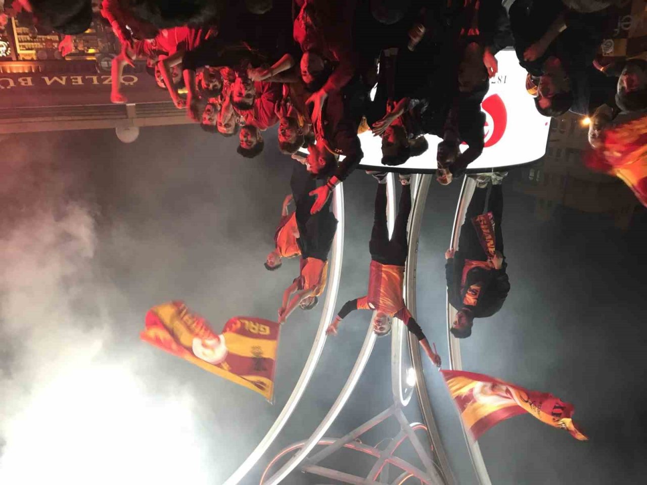 Galatasaray’ın şampiyonluğu Gümüşhane’ne coşkuyla kutlandı