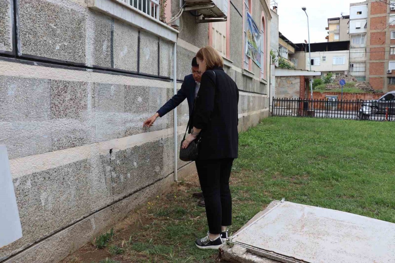 Nazilli Belediyesi merkezdeki büfeyi yeniliyor