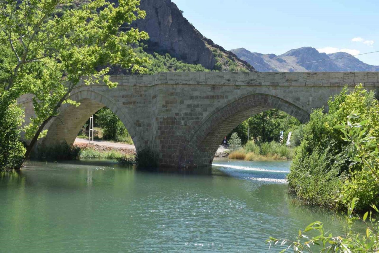 "Sakin Şehir" Arapgir yaza hazır