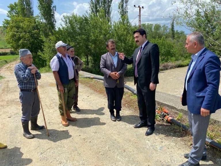 Kuvvetli sağanak sele sebep oldu, köy yolu ve köprü yıkıldı