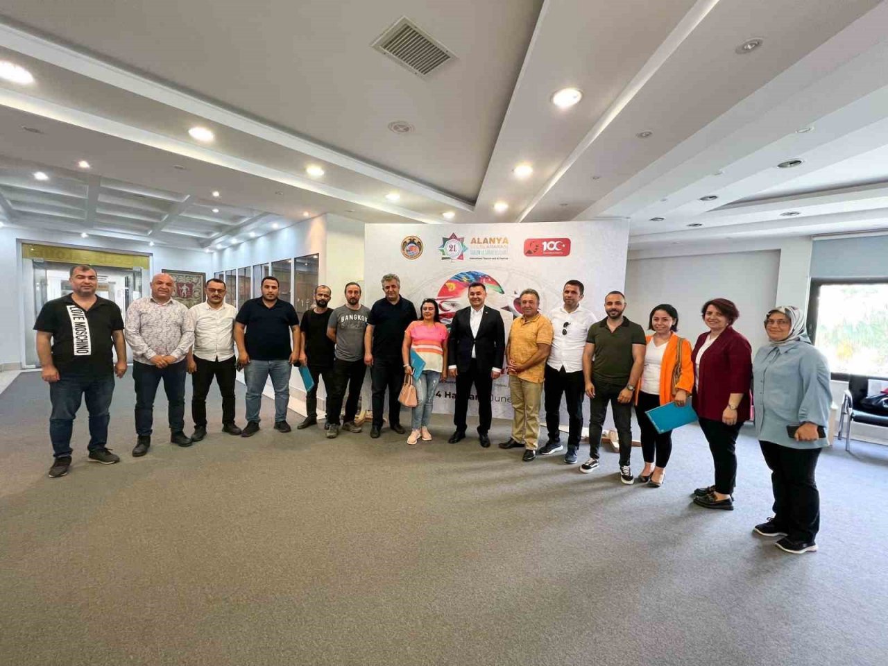 21. Alanya Uluslararası Turizm Ve Sanat Festivali ünlüler geçidine sahne olacak