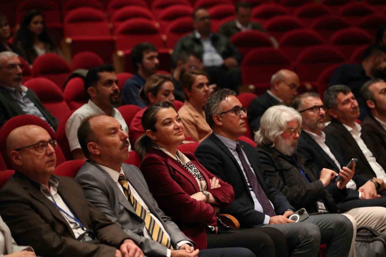 Antalya dijital şehir olma yolunda ilerliyor