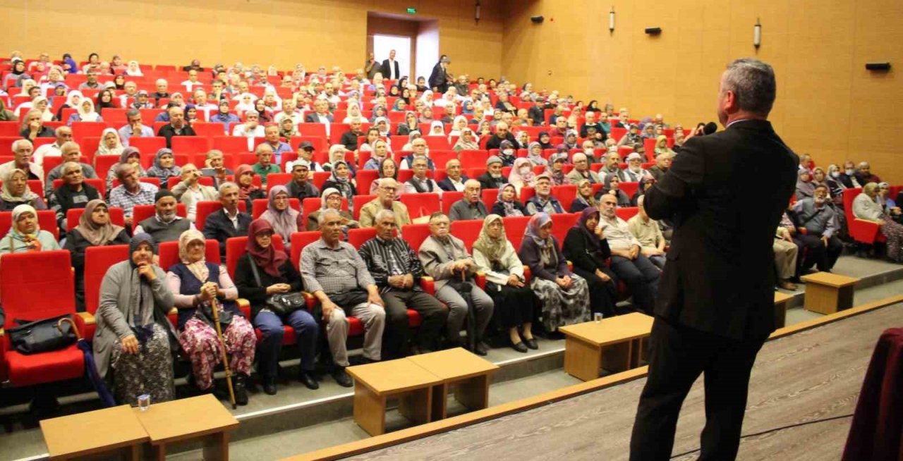 Aydın’da 2023 yılı hac semineri gerçekleştirildi