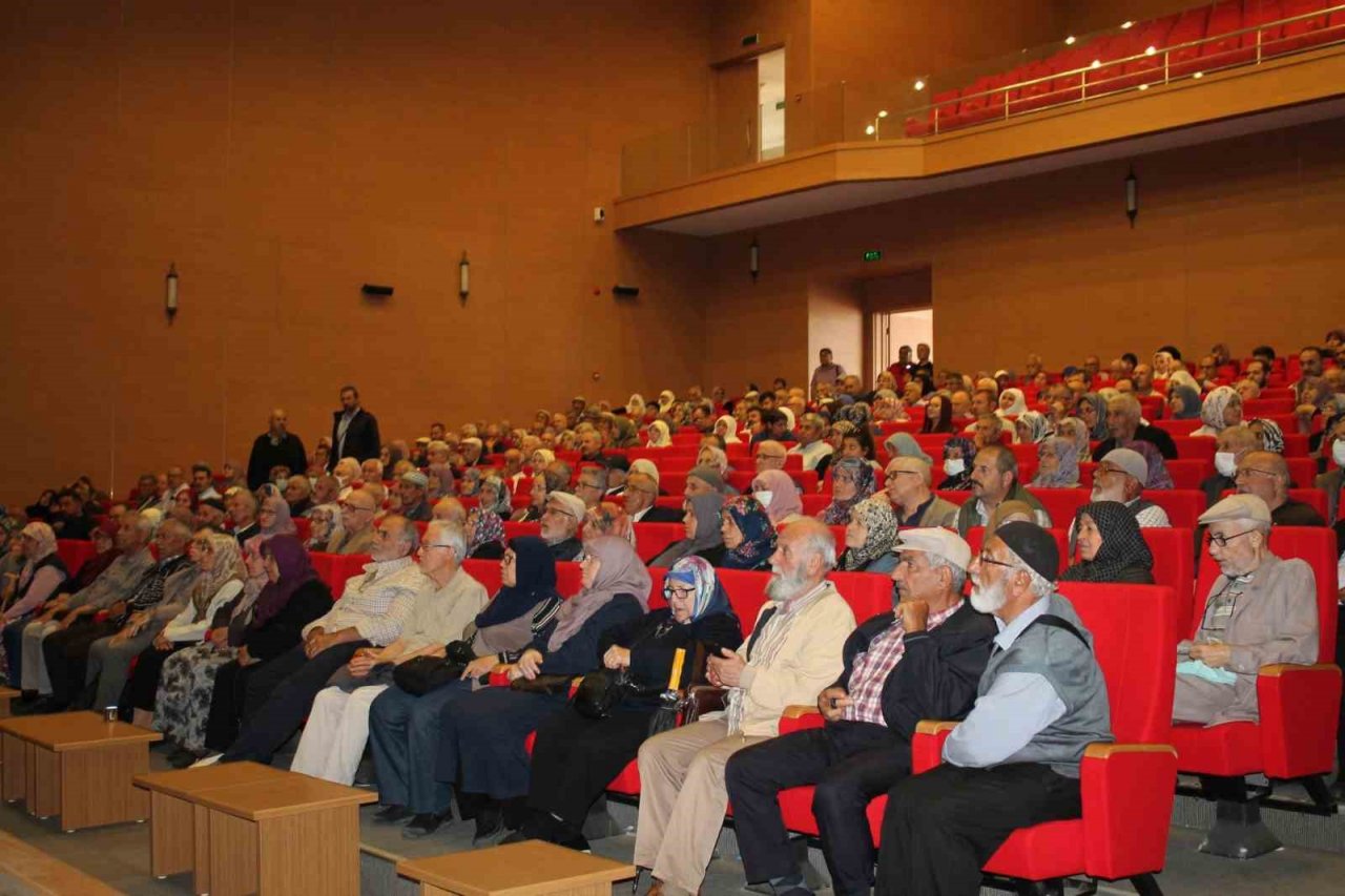 Aydın’da 2023 yılı hac semineri gerçekleştirildi