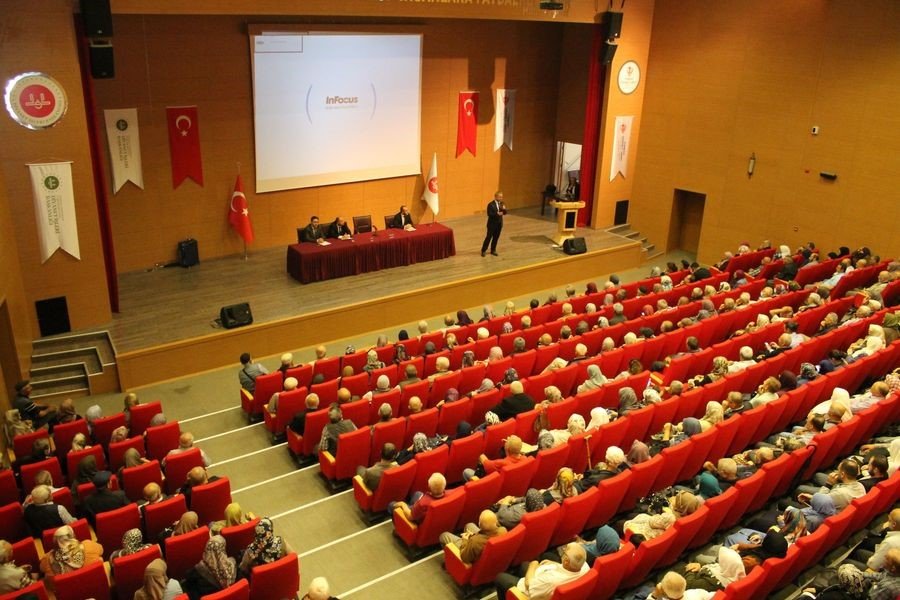 Aydın’da 2023 yılı hac semineri gerçekleştirildi