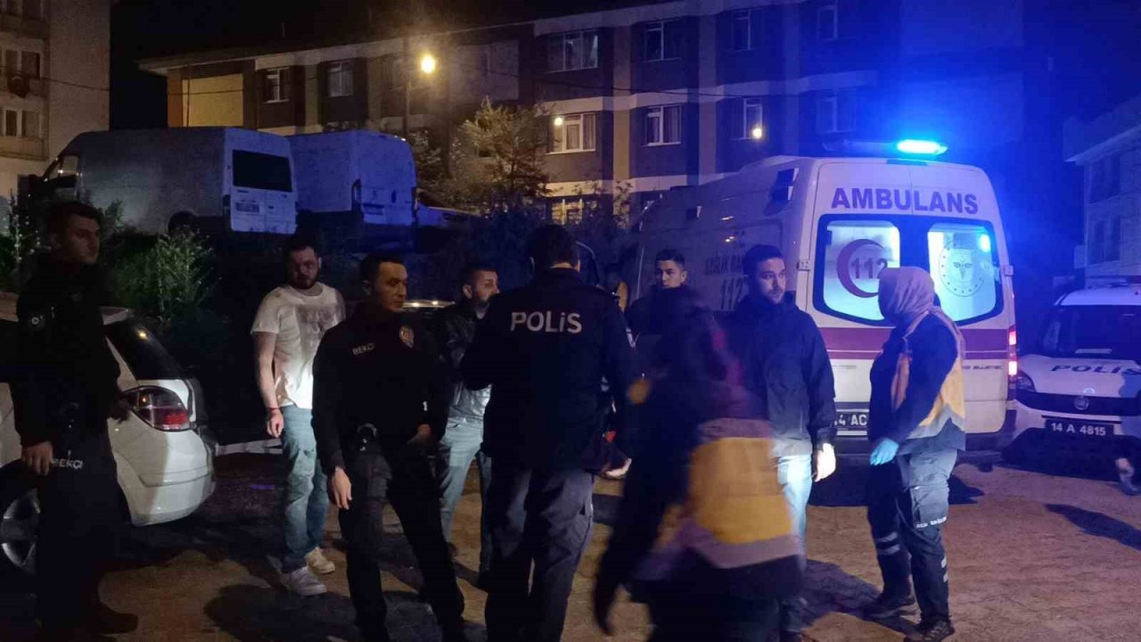 Şampiyonluk kutlamalarında yol verme kavgası: 1 kişi hastanelik oldu