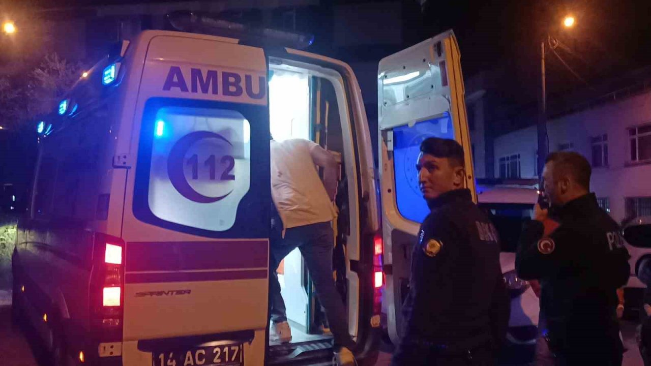 Şampiyonluk kutlamalarında yol verme kavgası: 1 kişi hastanelik oldu