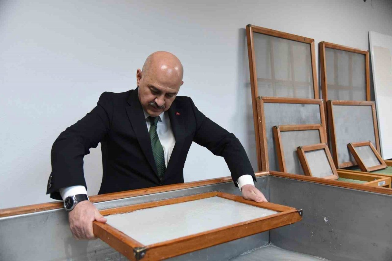 El yapımı mukavemeti yüksek kağıtlar üretiliyor