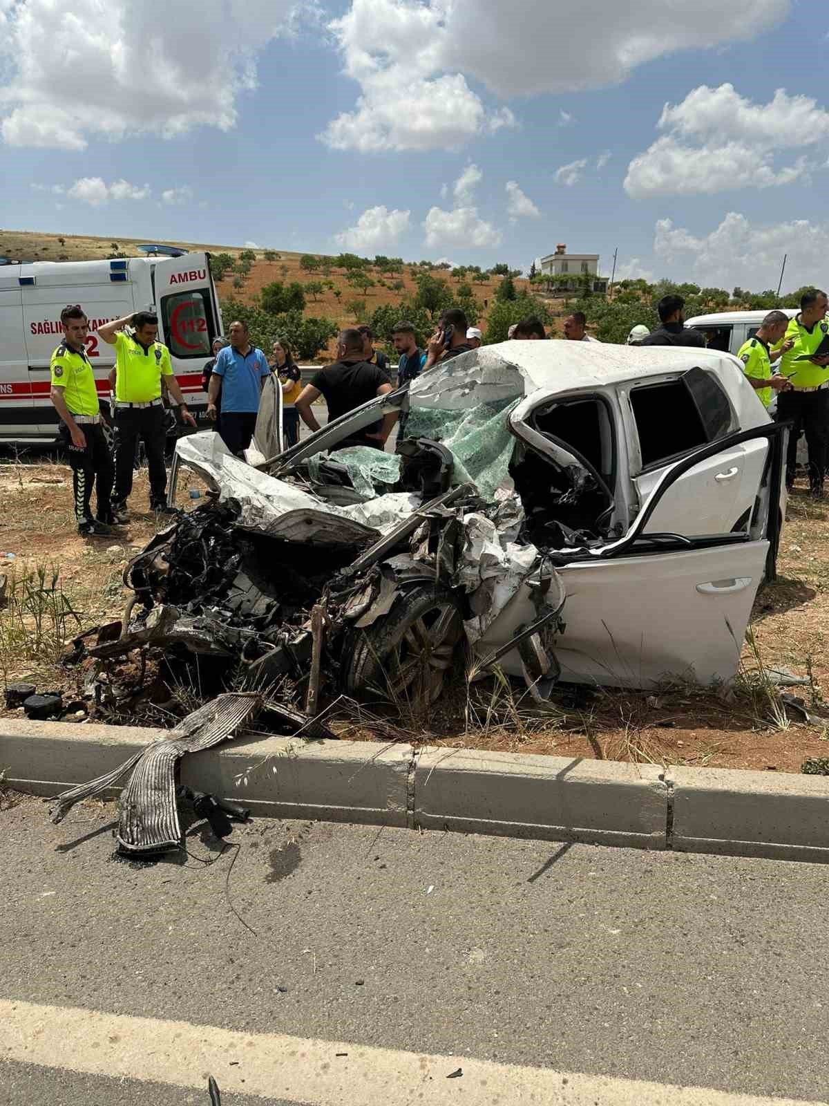 Çarşı ve mahalle bekçisinin öldüğü feci kaza kameraya yansıdı