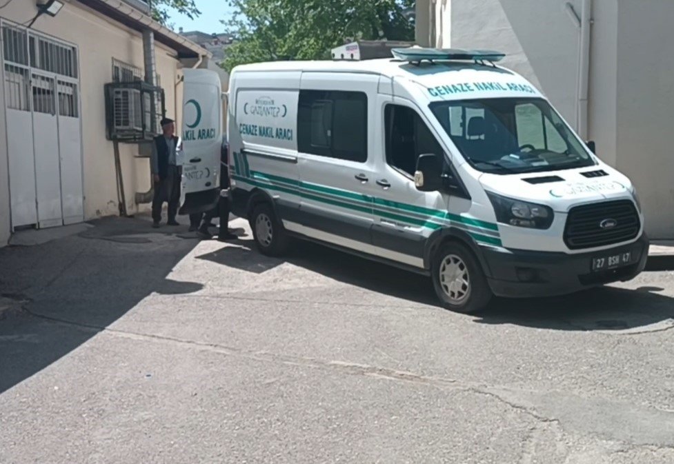 Feci kazada yanarak ölen çocuğun kimliği tespit edildi