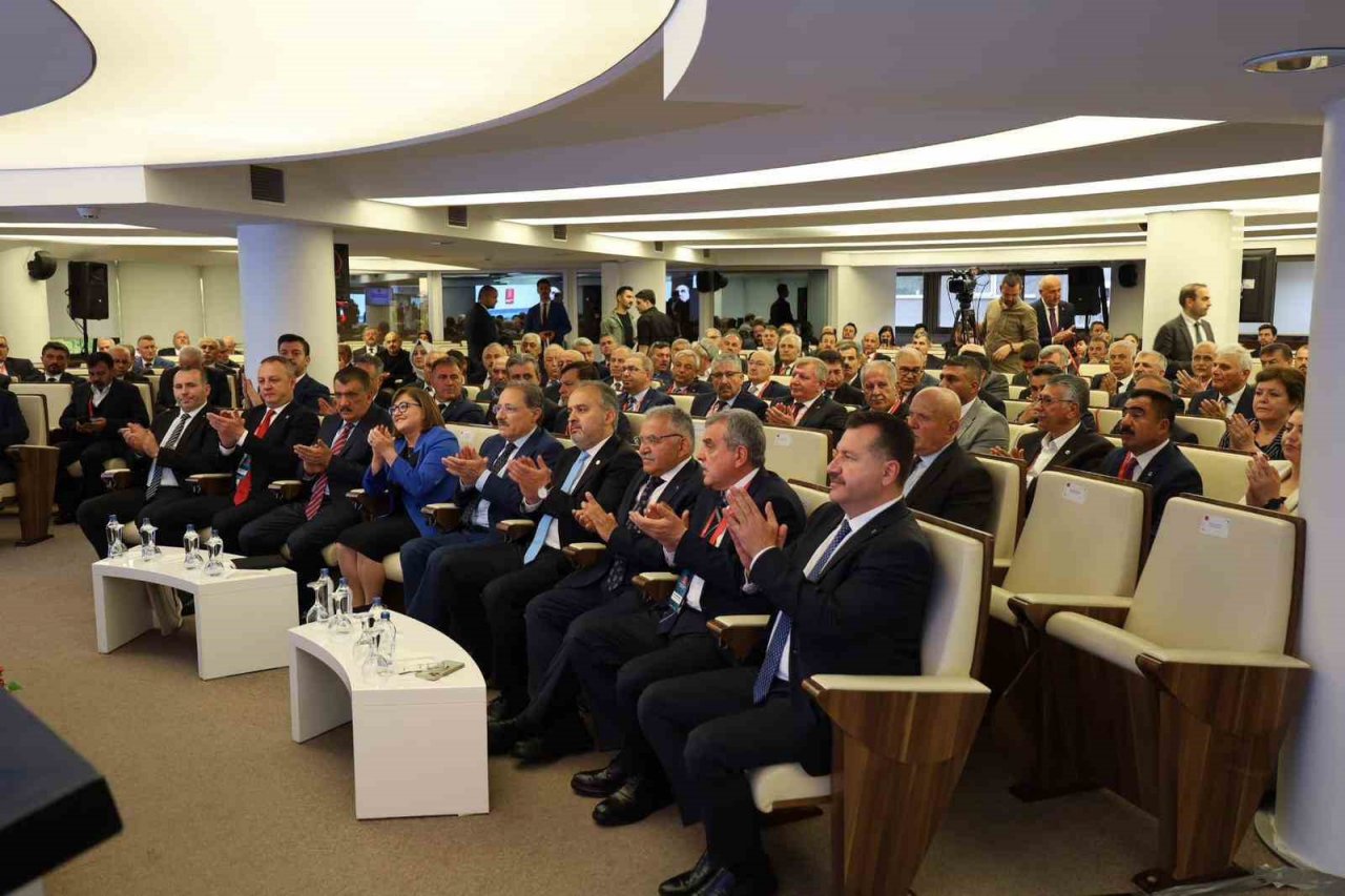 Başkan Büyükkılıç, TBB Encümen Ve Meclis Toplantısı’na katıldı