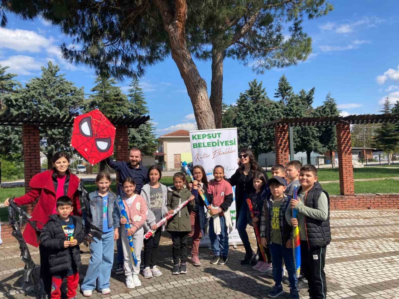 Gençler ve çocuklar Kepsut’ta festival havasında eğlendi