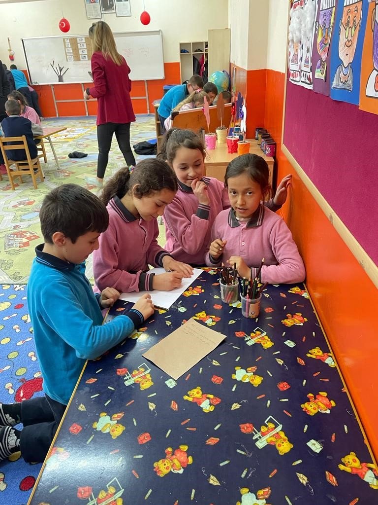 Gençler ve çocuklar Kepsut’ta festival havasında eğlendi