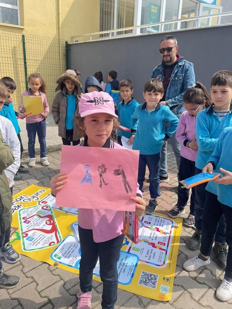 Gençler ve çocuklar Kepsut’ta festival havasında eğlendi