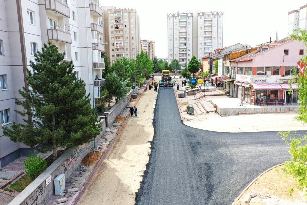 Başkan Çolakbayrakdar; “Çalışmalarımız, yoğun bir şekilde devam ediyor”