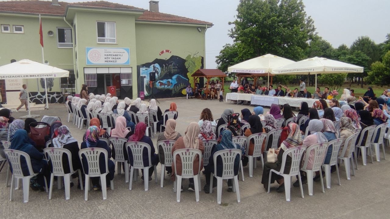 Manisa’nın ilk Köy Yaşam Merkezinde Kur’an-ı Kerim şöleni