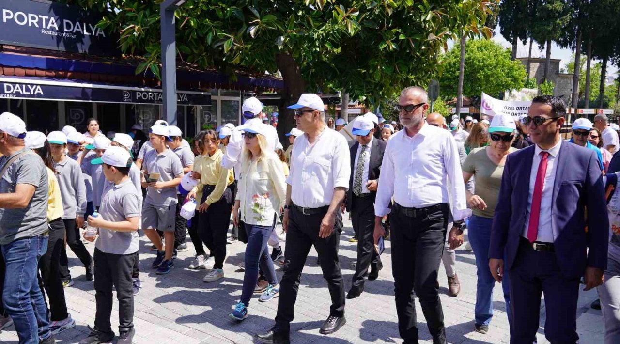 Ortaca’da ‘Dünya tütünsüz günü’ yürüyüşü