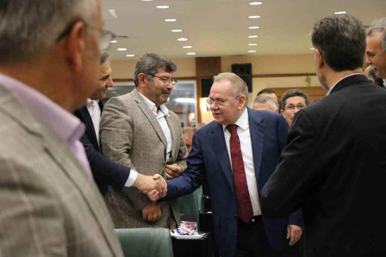 Başkan Demir’den idari yargıya: “Esasa giremezsiniz, ne yapacağımızı söyleyemezsiniz”