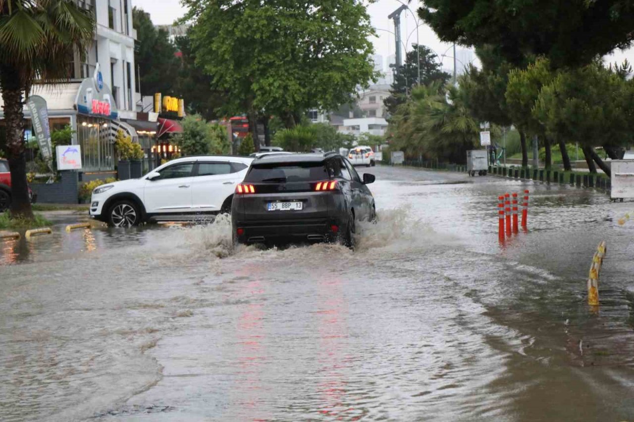 Samsun’a 44,6 kilo yağış düştü, sağanağın devam etmesi bekleniyor