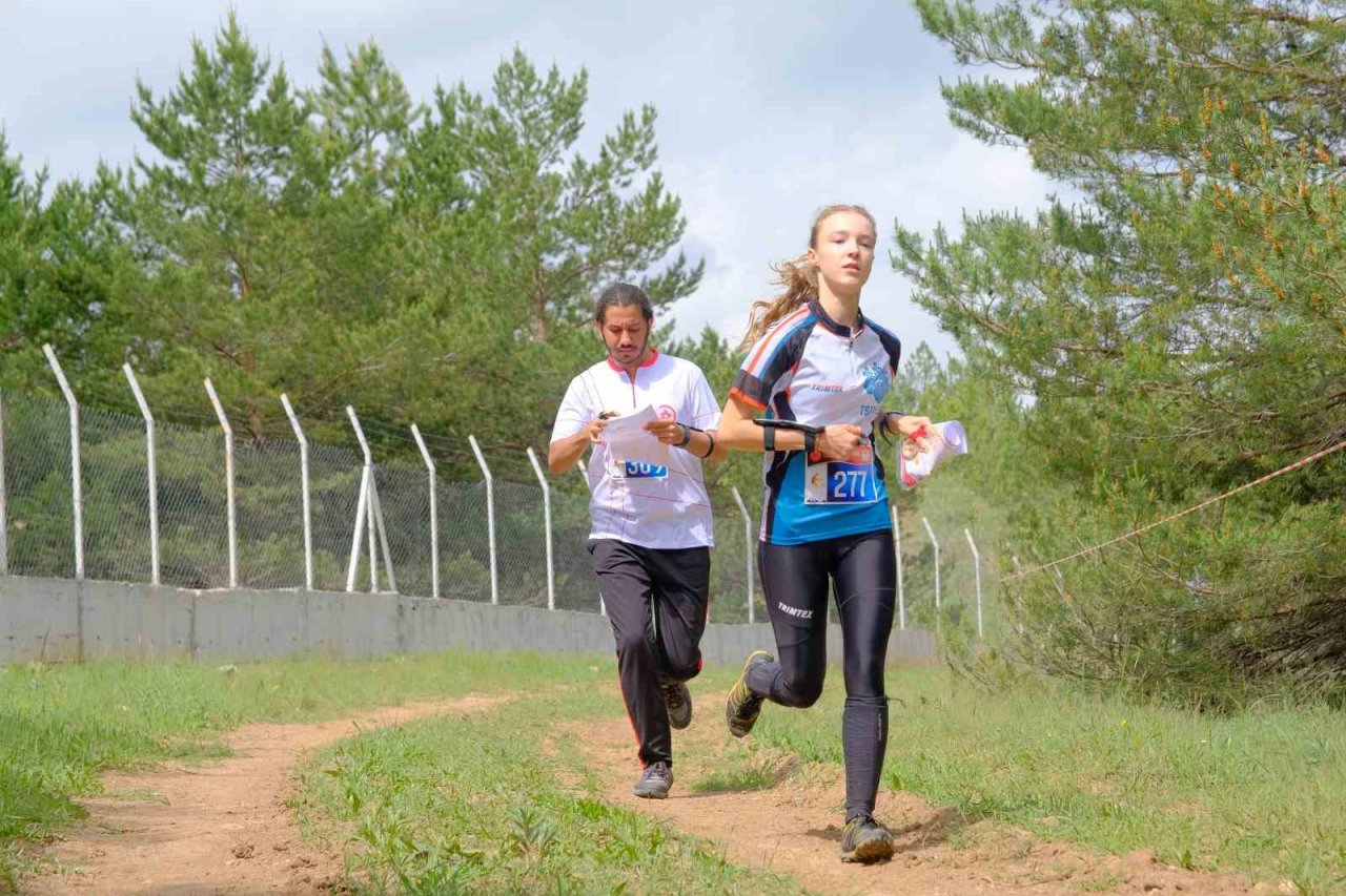 ÜNİLİG Oryantiring Türkiye Şampiyonası Sivas’ta başladı