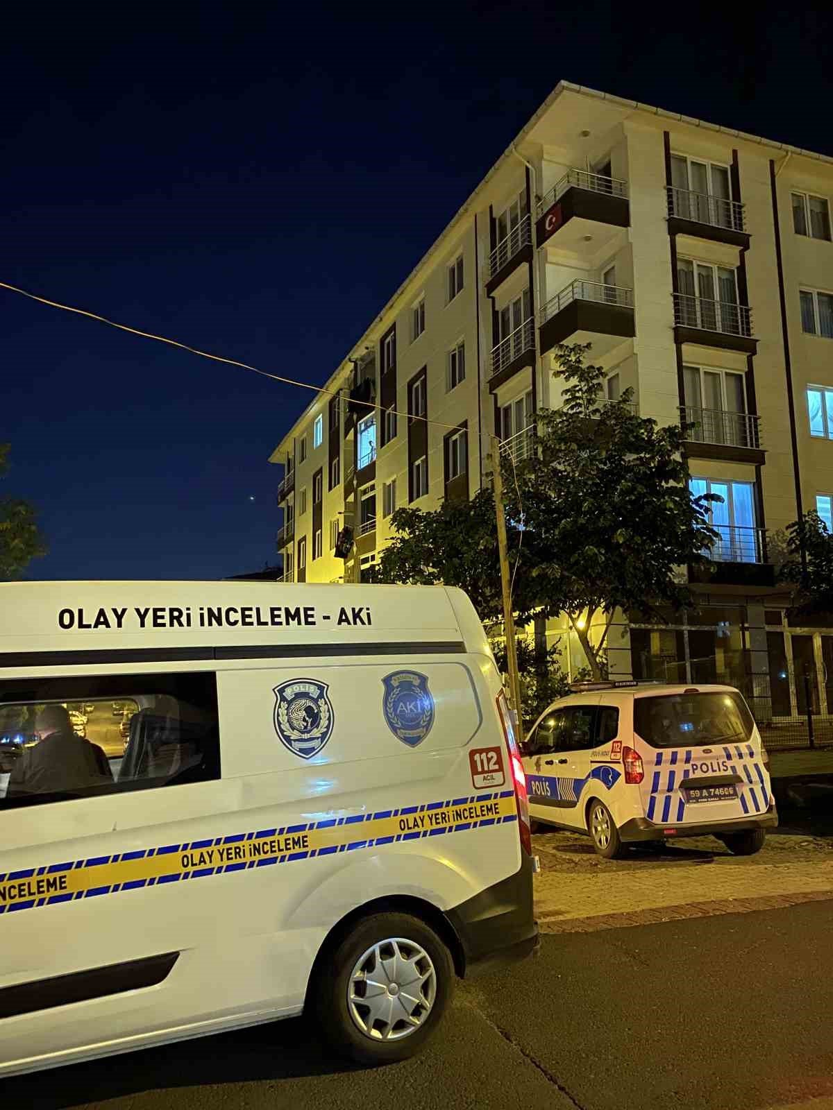 Balkondan düşen minik Beste’den acı haber