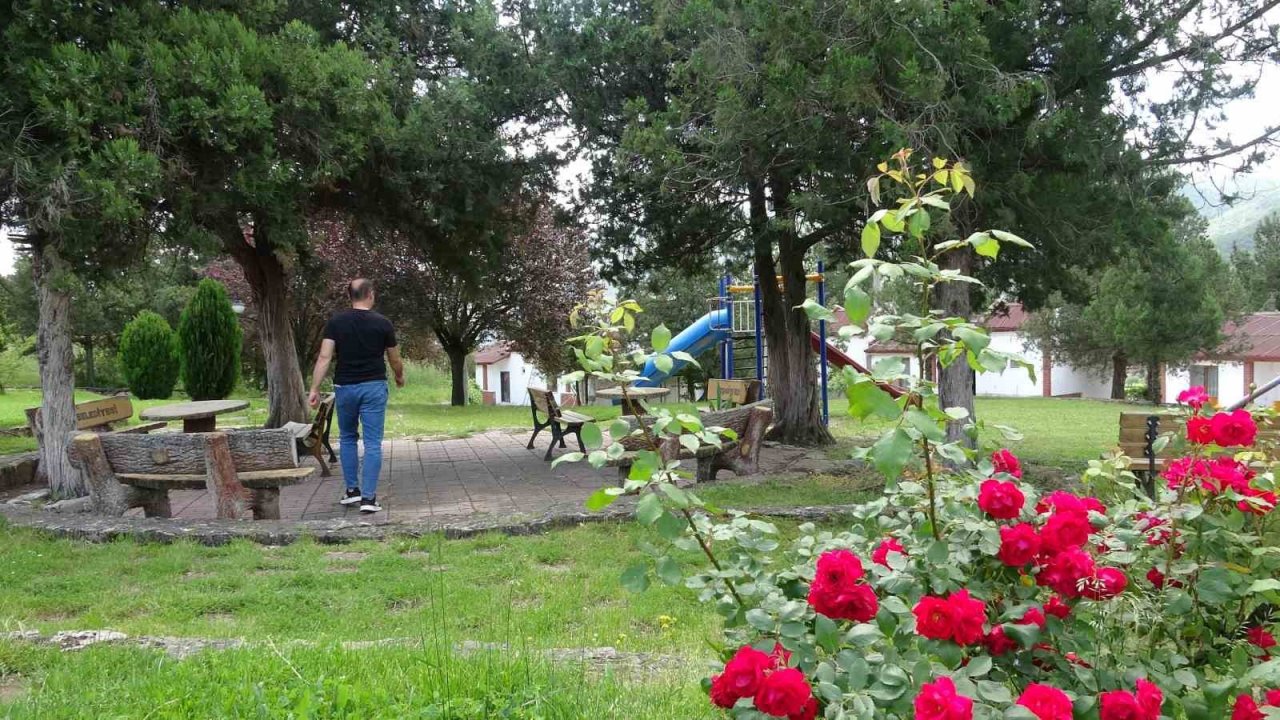 Şifa kaynağı termal otel ziyaretçilerini bekliyor