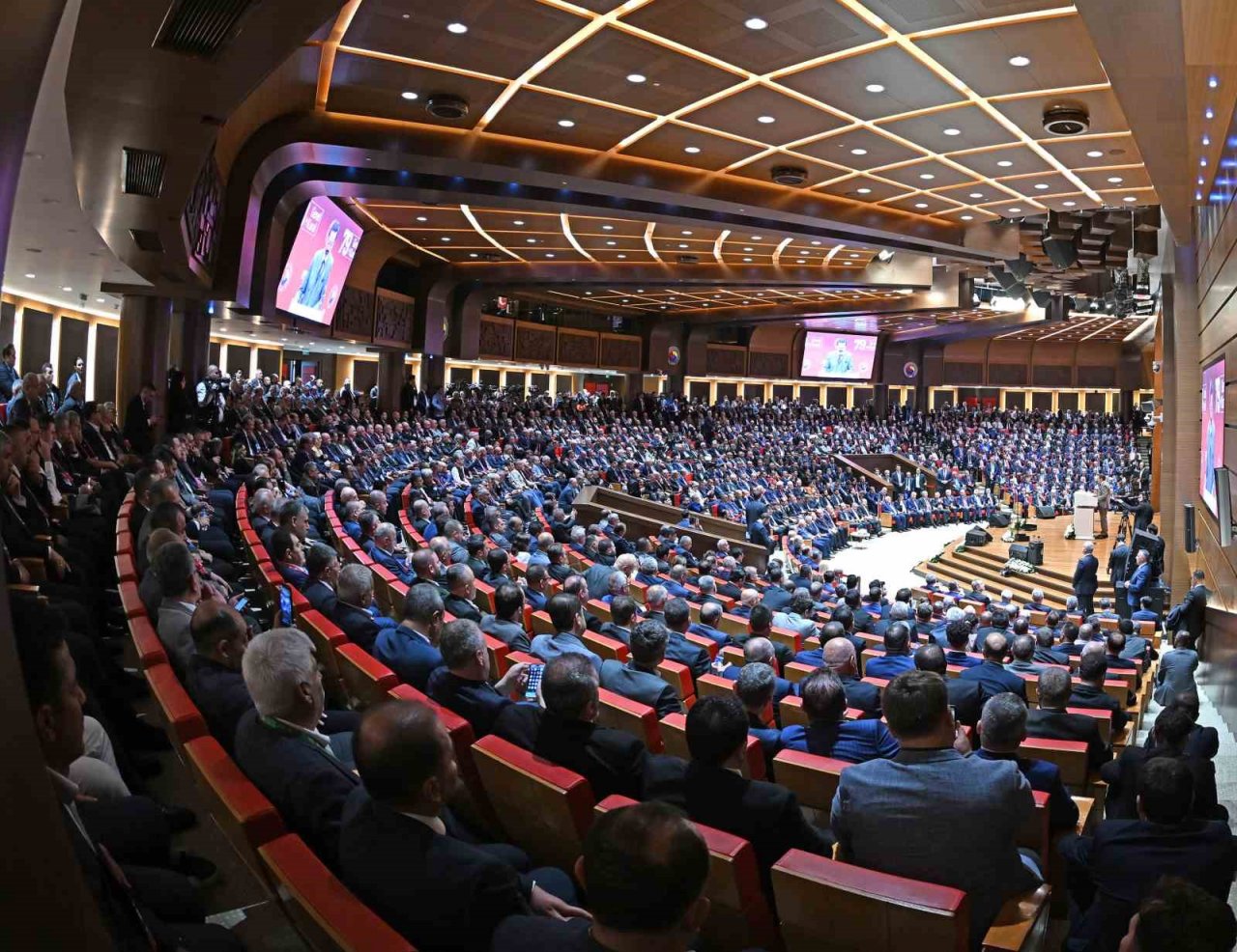 GTB Başkanı Akıncı’ya TOBB hizmet şeref belgesi