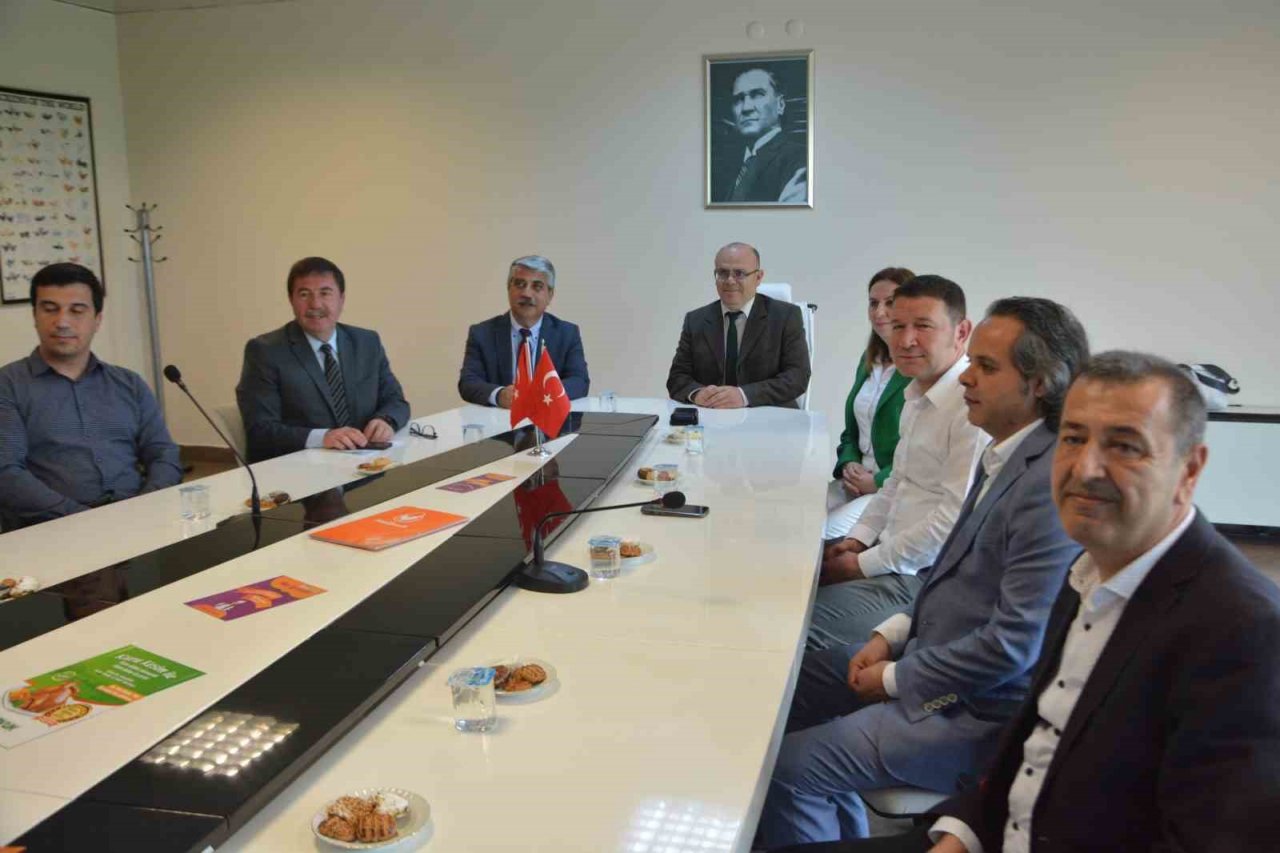 Hastavuk personeli eğitim ile ustalık belgesi aldı