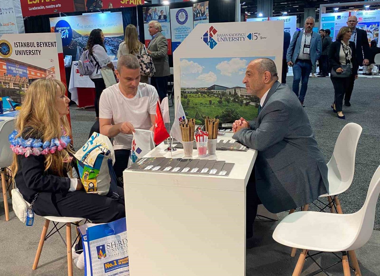 HKÜ dünyanın en büyük uluslararası yükseköğretim fuarı NAFSA’da
