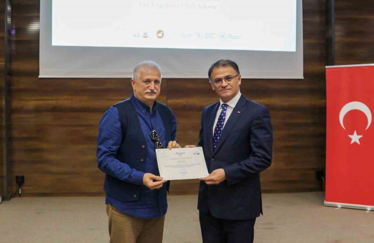 ‘Akademi Van’ projesiyle 8 ayda 400 öğrenciye eğitim verildi