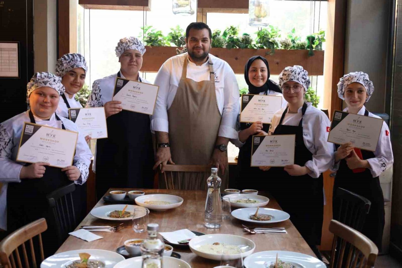 Geleceğin şeflerine ünlü şeften eğitim