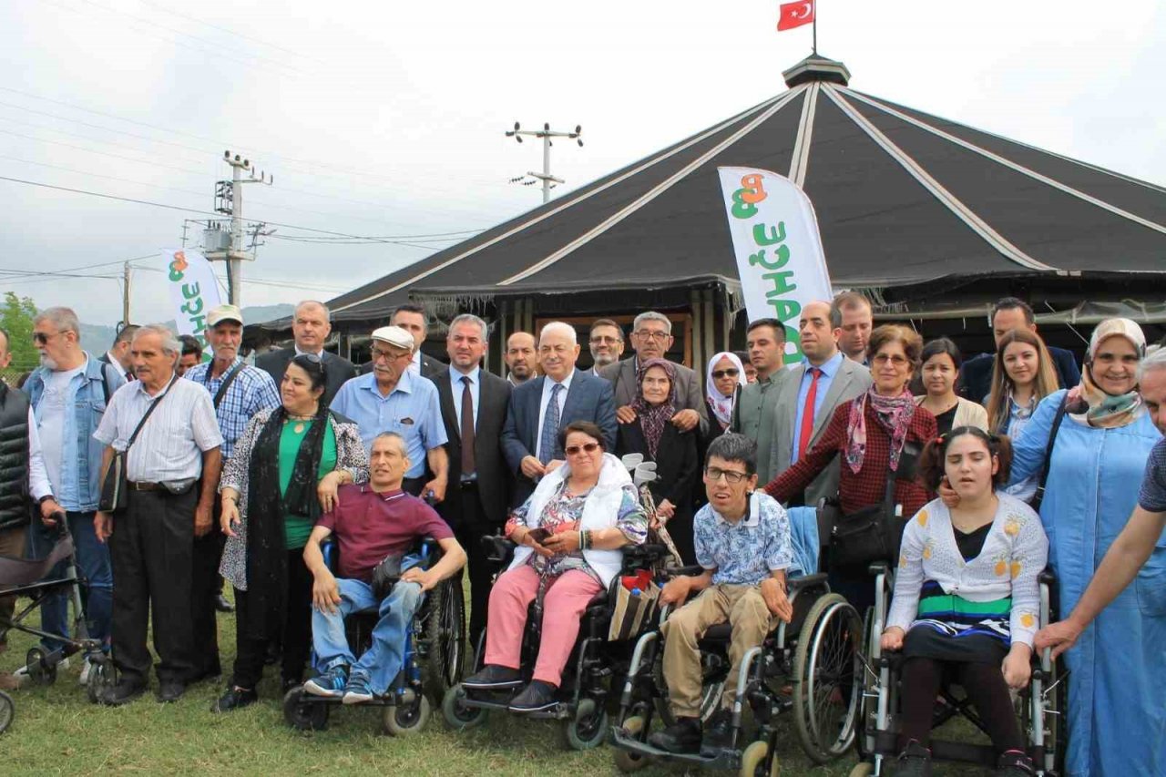 Aydın’da engelli bireyler için kahvaltı etkinliği düzenlendi