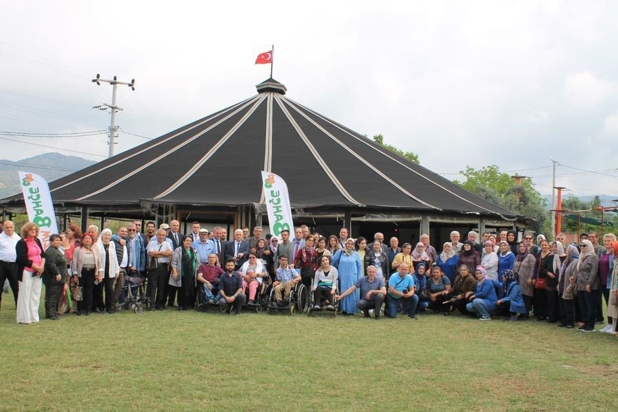 Aydın’da engelli bireyler için kahvaltı etkinliği düzenlendi