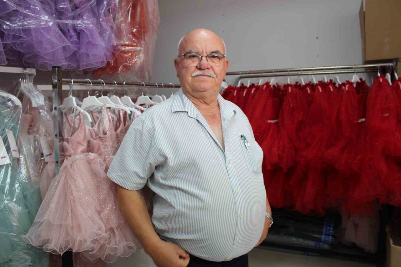 Çocuklara özel abiyeleri ülkenin dört bir yanına gönderiyor