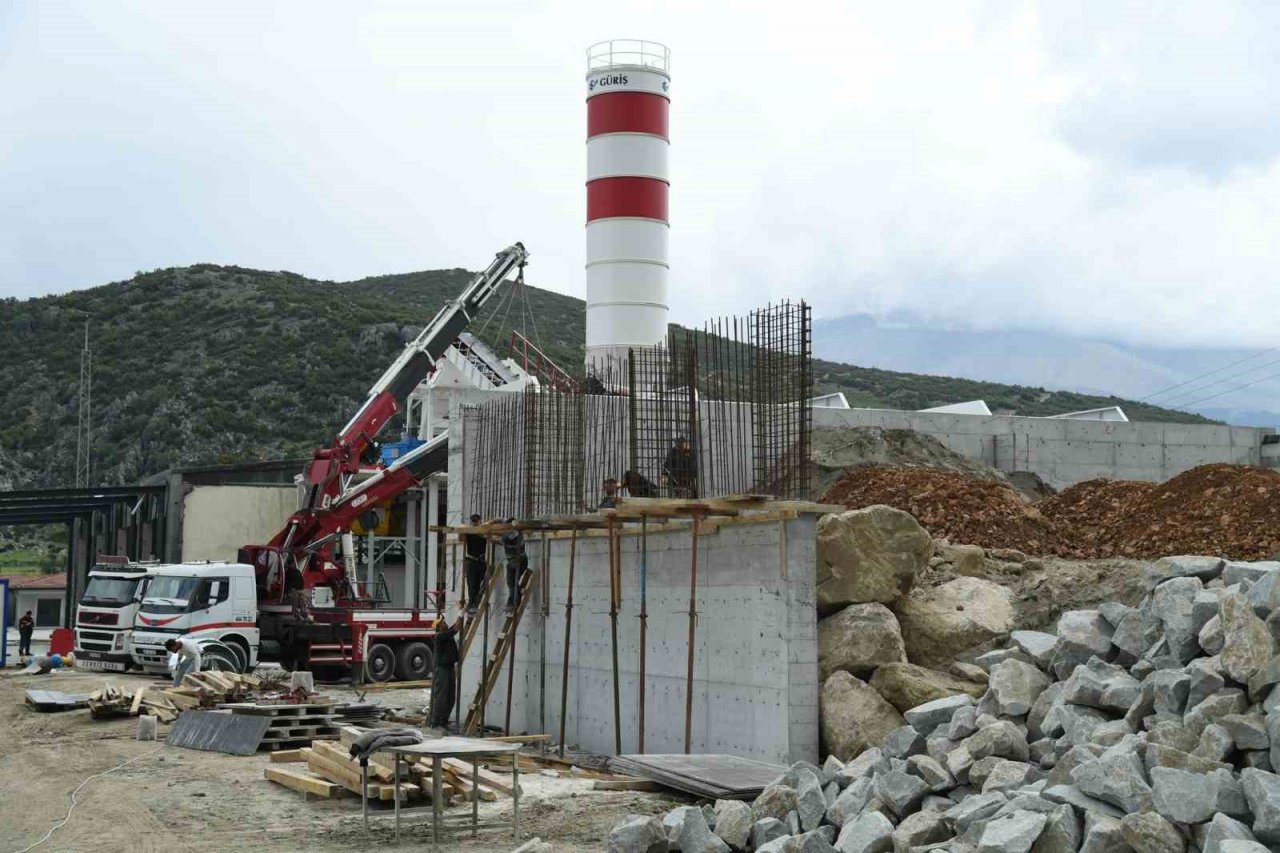Beton santralinin kurulumunda sona gelindi