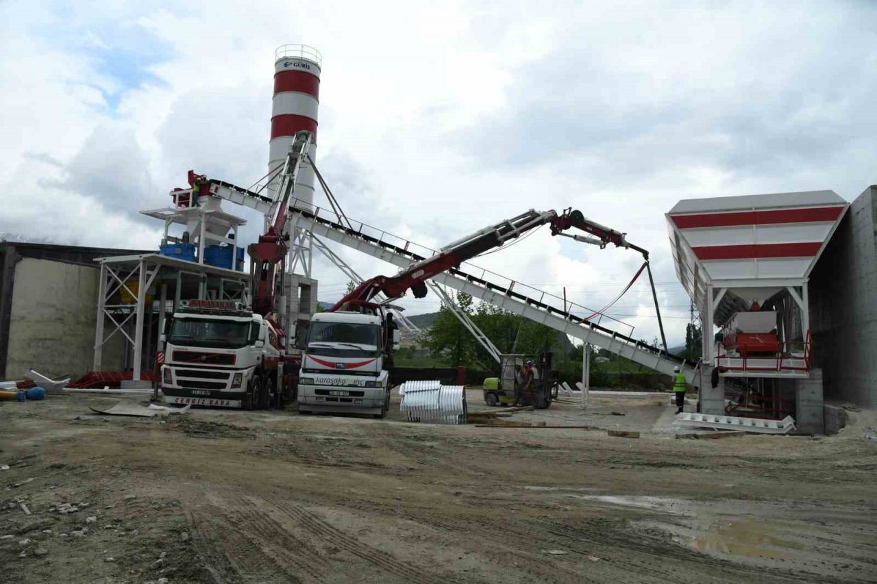 Beton santralinin kurulumunda sona gelindi