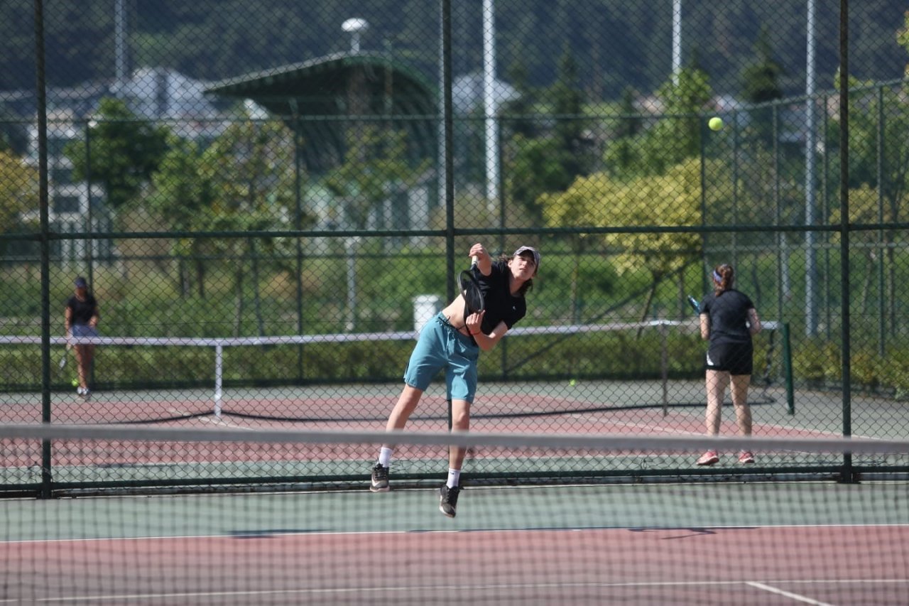 Genç raketler Bursa’da buluştu