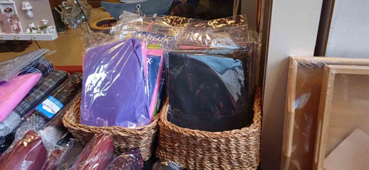 Vatandaşların pratik ‘yağmurluk’ çözümü