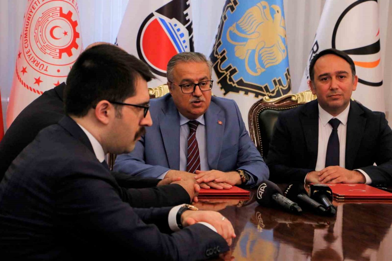 Diyarbakır’da depremzede kadınlar şehri kalkındıracak