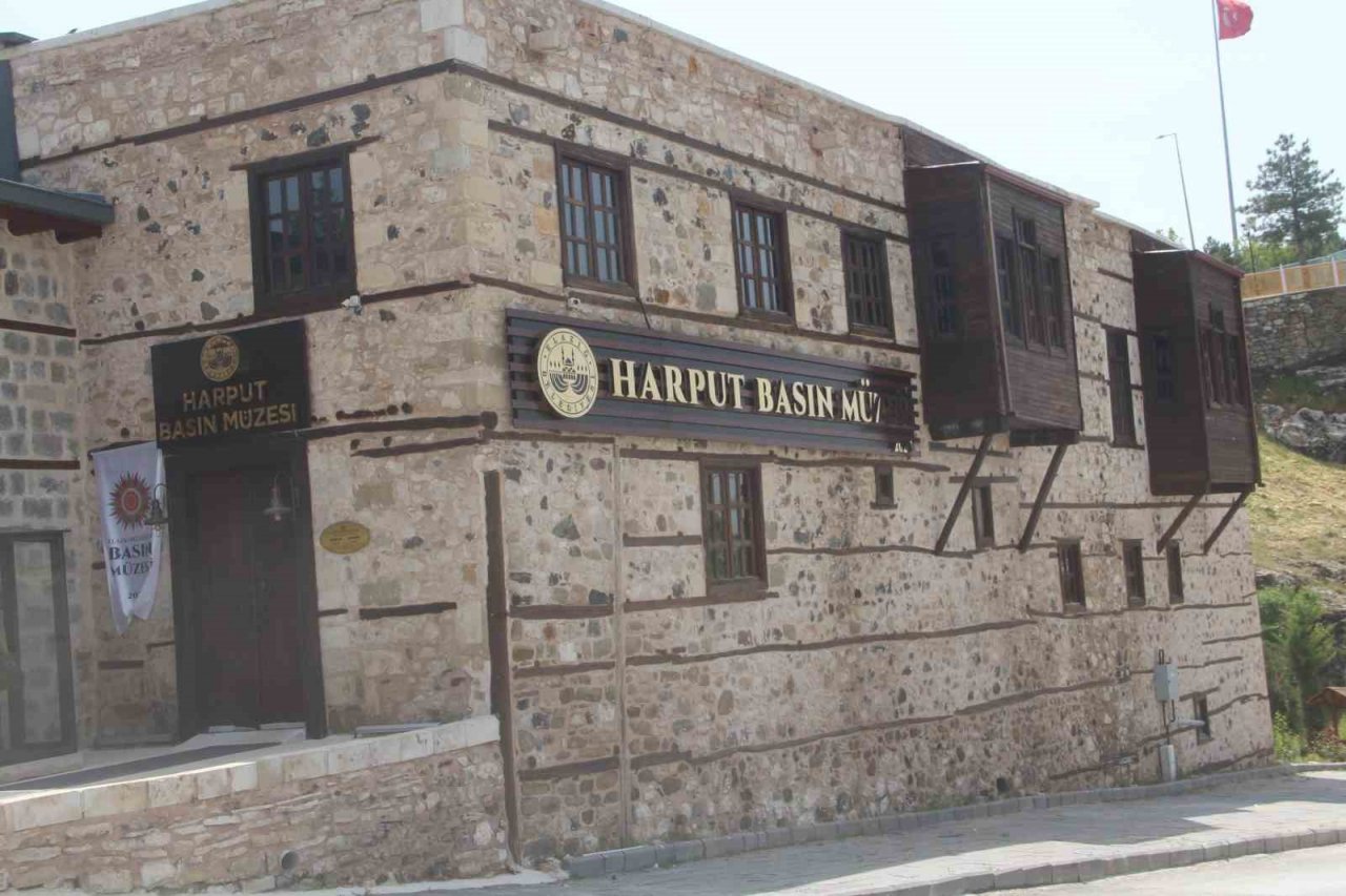 Öğrenciler müzede tarih dersi gördü