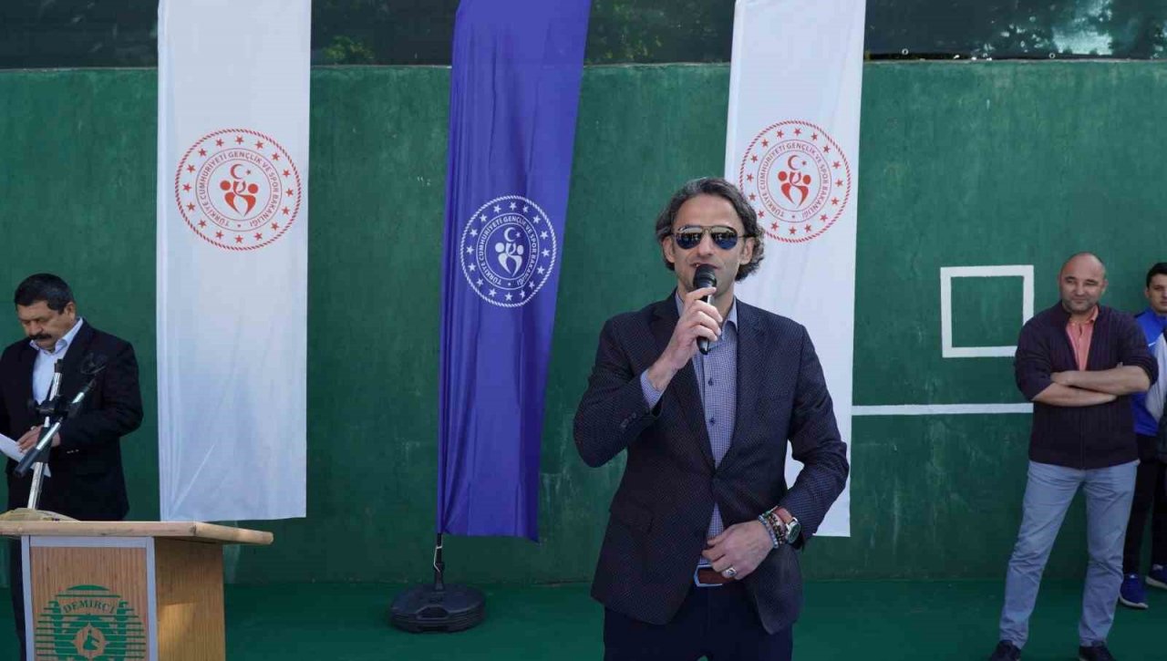 Okul Sporları Gençler Tenis Türkiye Birinciliği müsabakaları Manisa’da başladı