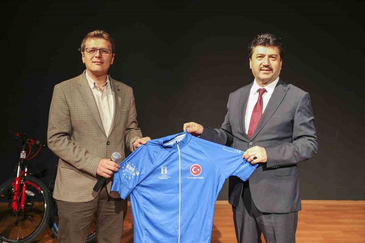 SUBÜ’de AB projesi için ‘Bisiklet Odası’ açıldı