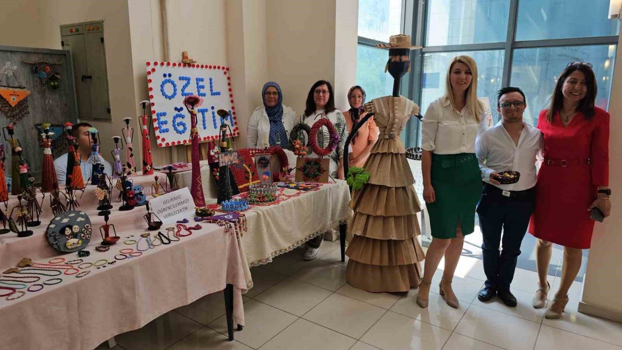 Nazillili kursiyerlerin eserleri görücüye çıktı