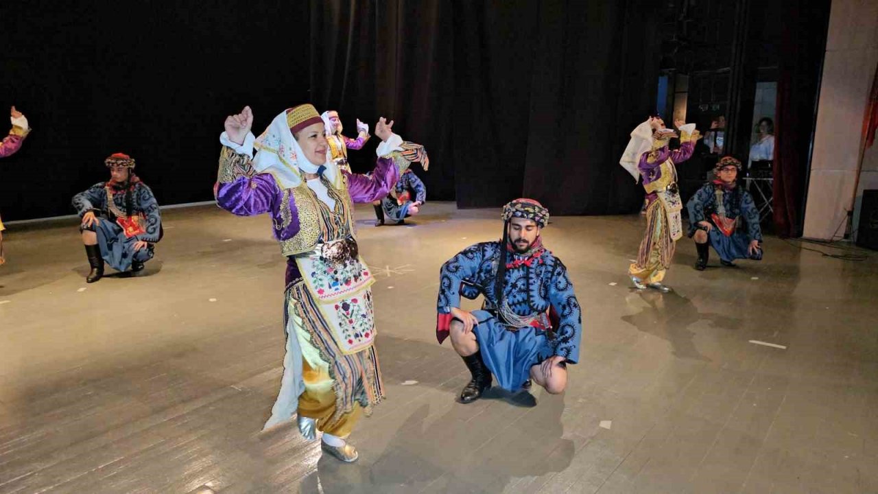 Nazillili kursiyerlerin eserleri görücüye çıktı