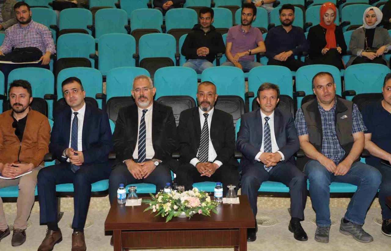 NEVÜ’de depreme dayanıklı yapılar ve yapılarda hasar tespit çalışmaları konuşuldu