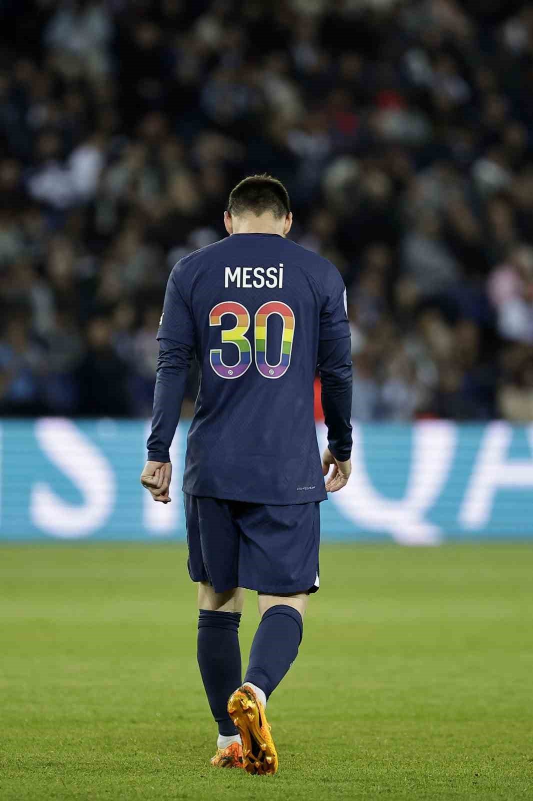 Lionel Messi, Paris Saint-Germain’den ayrılıyor