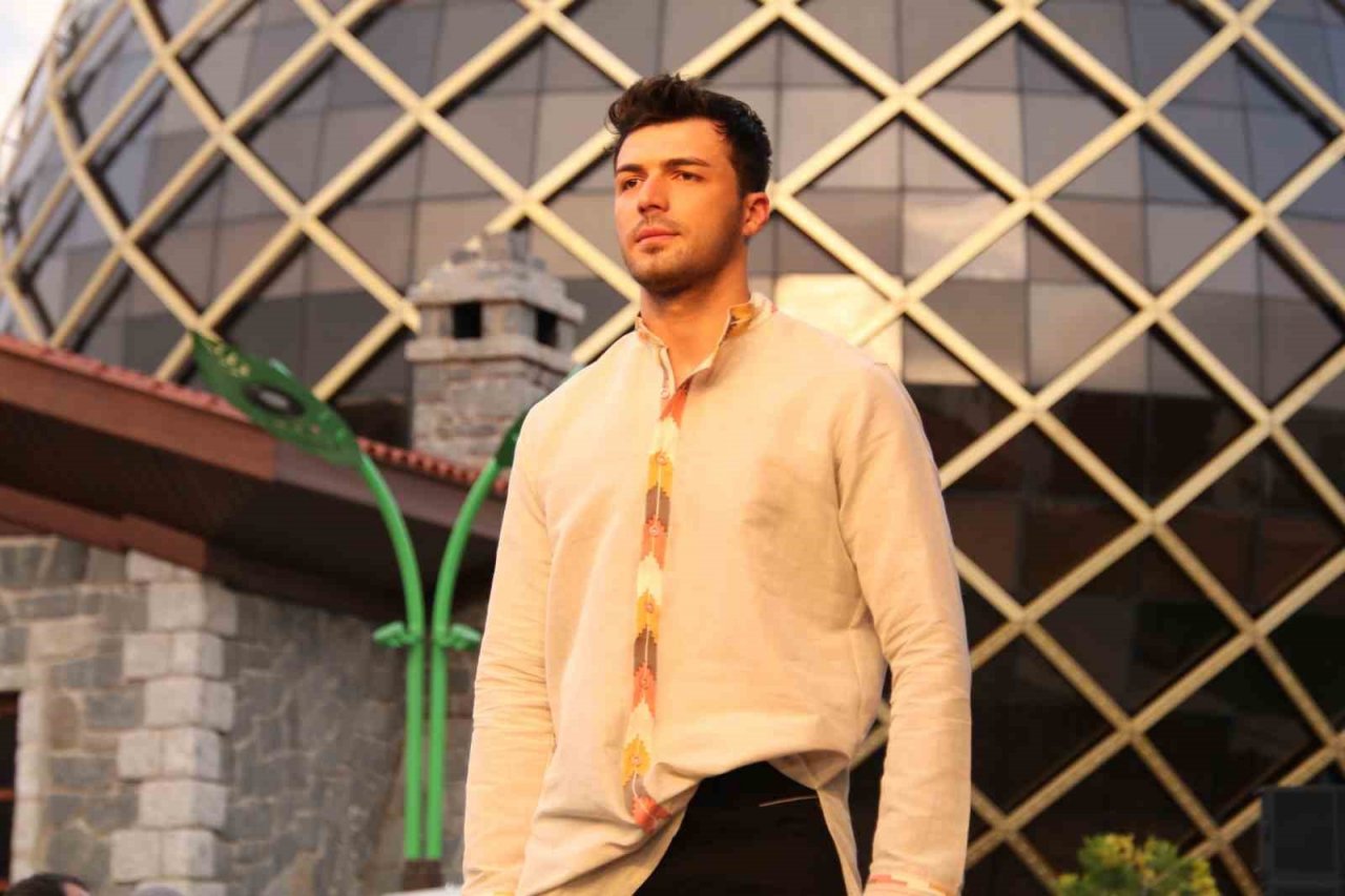 580 yıllık keşandan yapılan kıyafetler Rize’de sergilendi