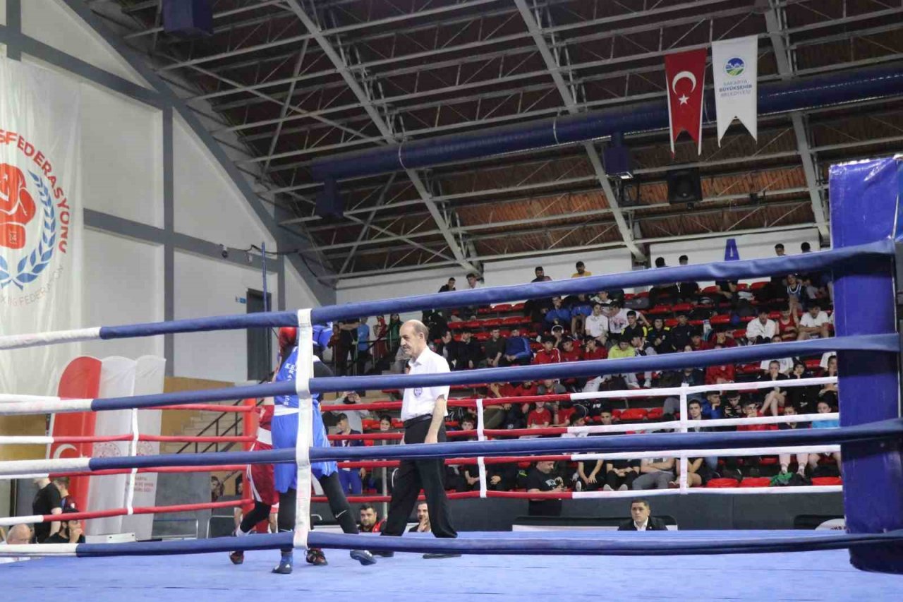 67 ilden 848 sporcu, Türkiye Ferdi Boks Şampiyonası’nda mücadele ediyor